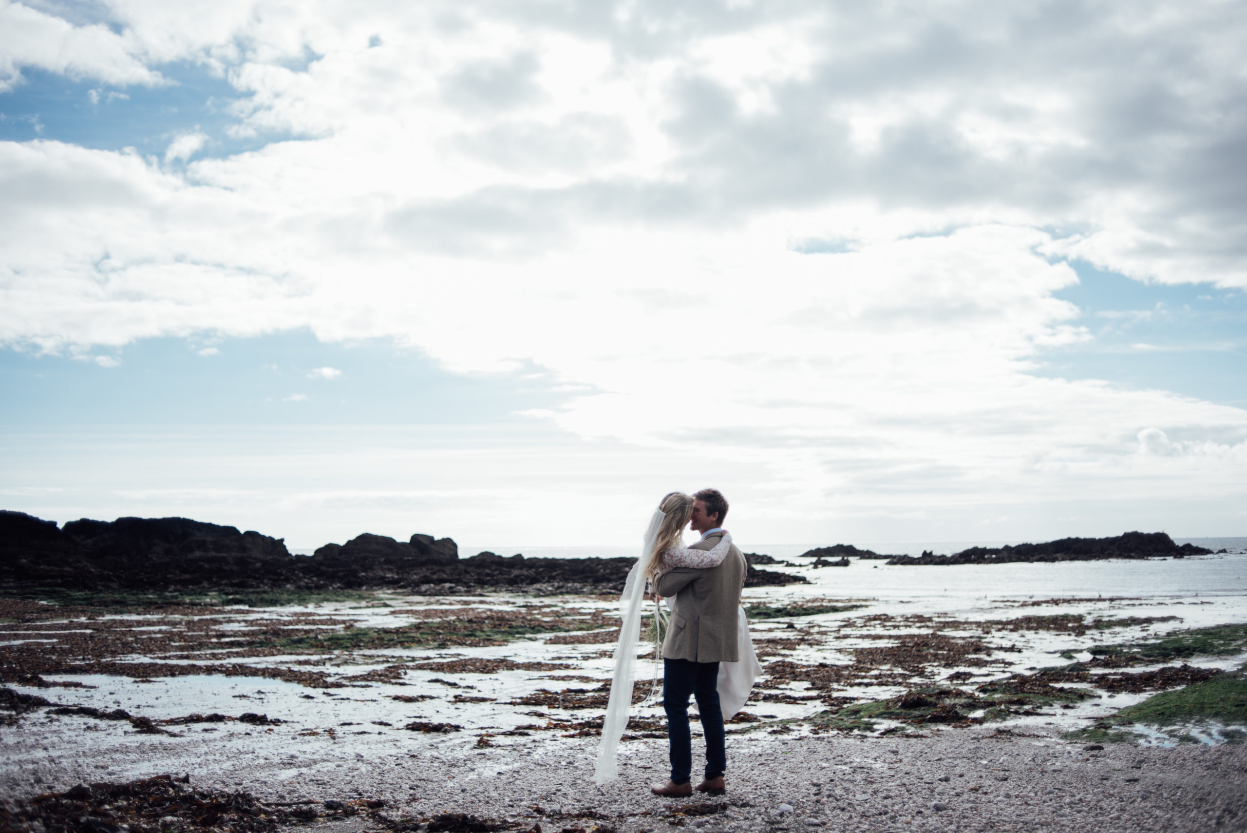 beach-elopement-wedding-devon-ayrmer-cove-liberty-pearl-photography-_115
